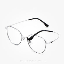 Load image into Gallery viewer, Pure Titanium Retro Glasses Frame Men And Women Ultralight Round Frame Anti Blue Light Plain Myopia Optical Glasses Frame 58007