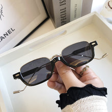 Load image into Gallery viewer, QPeClou 2023 Vintage Rivet Square Sunglasses Women Small Anti-blue Transparent Glasses Frame Men Optical Eyeglasses