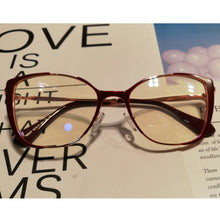 Load image into Gallery viewer, QPeClou Unique Vintage Cat Eye Glasses Women 2023 Retro Metal Cateye Eyeglasses Frames Female Clear lens Optical Oculos Gafas