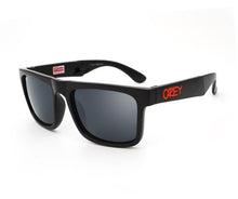 Load image into Gallery viewer, QREY Novelty Mirror Men Folding Sunglasses  Arrival Slap Sports Foldable Wristband Shades 2022 Gafas De Sol Zonnebril Heren