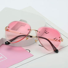 Load image into Gallery viewer, 2022 New Brand Designer Rimless Pilot Sunglasses Women Men Retro Dimond Cutting Lens Gradient Sun Glasses For Female UV400
