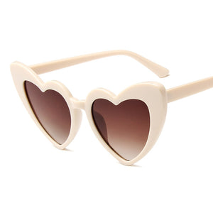 Love Heart Sunglasses Women Big Frame Personality Sunglass Fashion Cute Sexy Retro Cat Eye Vintage SunGlasses Pink Female