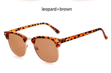 Carica l'immagine nel visualizzatore di Gallery, RBROVO 2022 Luxury Retro Sunglasses Women Brand Designer Glasses Women Classic Eyeglasses Women/Men Mirror Lunette Soleil Femme