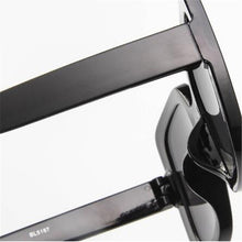 Load image into Gallery viewer, RBROVO Square Retro Sunglasses Women 2023  Sun Glasses Women/Men Oversized Sunglasses Women Vintage Oculos De Sol Feminino