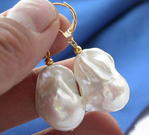 REAL HUGE AAA SOUTH SEA WHITE BAROQUE PEARL EARRING