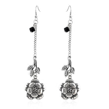 Load image into Gallery viewer, RJ Game Of Thrones Melisandre Asshai Necklaces Pendants A Song of Ice and Fire R&#39;hllor King&#39;s Priestess Red Shadow Lady Jewelry