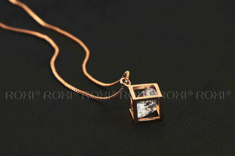 Necklace Pendant For Women Fashion Jewelry Long Necklace Square Pendant With Zircon Chain Charm Rose Gold Color Choker