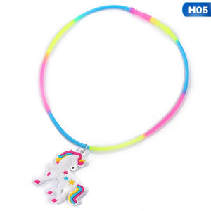 Collane con ciondolo unicorno arcobaleno Giocattoli di gomma Festa di nascita Bambini Ragazze Migliore amico Catena di amicizia Accessori per gioielli 