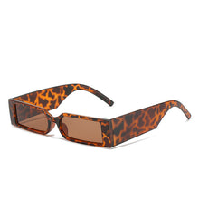 Carica l'immagine nel visualizzatore di Gallery, Occhiali da sole con montatura rettangolare Occhiali da vista piccoli Occhiali vintage Designer per donna Occhiali con tonalità nere UV400 Oculos Escuros