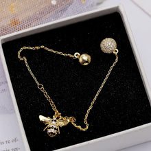 Load image into Gallery viewer, High Quality Fashion Jewelry Wholesale Cute Bee Bracelet For Women New Year Gift Drop Shipping With Box