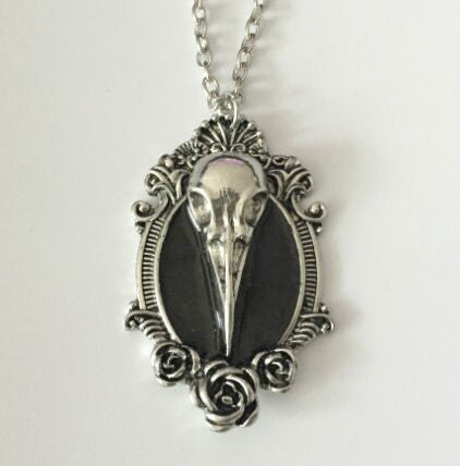Hot Gothic Rose Woodpecker Oddities Raven Bird Skull Pendant Necklace
