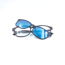 Load image into Gallery viewer, Retro 2 in 1 Polarized Magent  Clip on Sunglasses Myopia Prescription Eyeglasses For Men Women