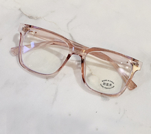 Load image into Gallery viewer, Retro Anti Blue Ray Computer Glasses Women Round Eye Glass Blue Light Blocking Eyewear Optical Bluelight Glasses