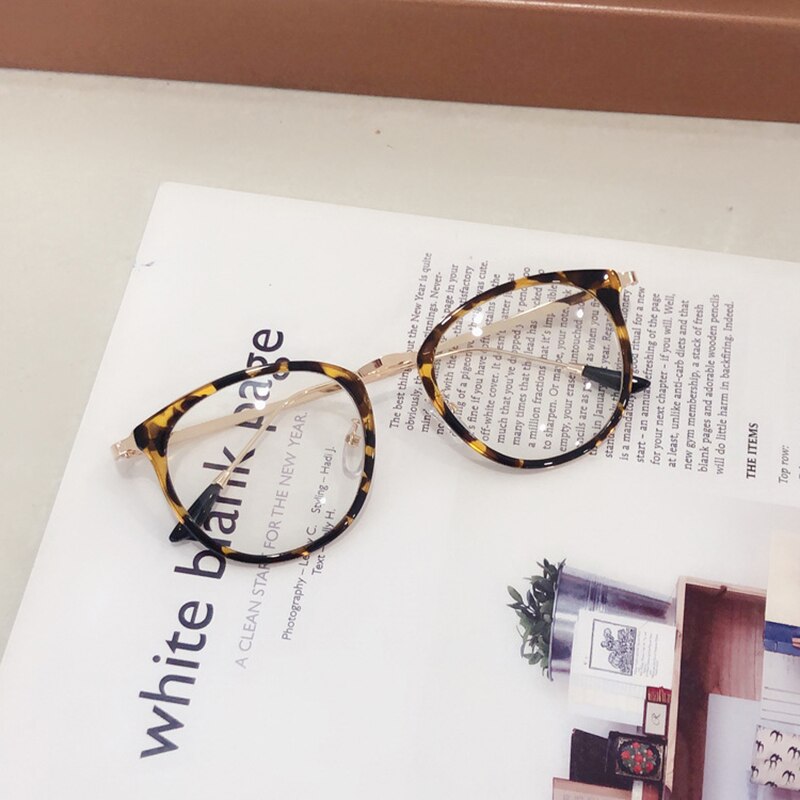 Retro Anti Blue Ray Computer Glasses Women Round Eye Glass Men Blue Light Blocking Eyewear Optical Frames Gift