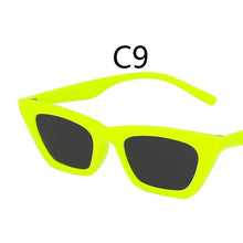 Load image into Gallery viewer, Retro Cat Eye Sun Eye Sunglasses Metal Hinge Women&#39;s Casual Sungalsses