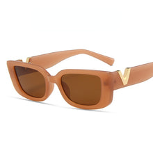 Load image into Gallery viewer, Retro Cat Eyt Frame Sunglasses Women  V Sun Glasses Men Rectangle Jelly Sunglasses with Metal Hinges UV400