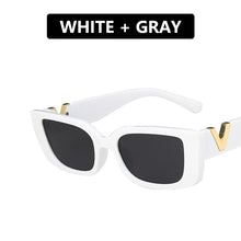 Load image into Gallery viewer, Retro Cat eyt Frame Sunglasses Women 2023  V Sun Glasses Men Rectangle Jelly Sunglasses with Metal Hinges UV400