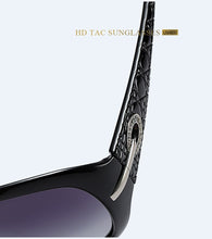 Load image into Gallery viewer, Retro Classic Oversized Shades Traveling Shades Polarized Sunglasses Women