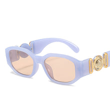 Load image into Gallery viewer, Retro European and American Women&#39;s Sunglasses Korean Sunglasses Cool Male Stars Same Style Personality Box Metal High