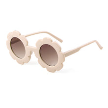 Load image into Gallery viewer, Retro Kids Sunglasses Round Flowers Glasses Sports Sunglasses Girls Boys Oculos De Sol 2023 Latest Sunglasses UV400