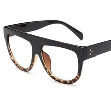 Load image into Gallery viewer, Retro Leopard Round Frame Glasses Oversized Frame Eyeglasses Men Women Vintage Prescription Lens Glasses Optical Eyewear