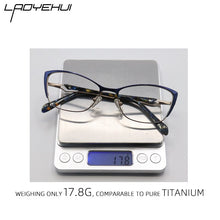 Carica l'immagine nel visualizzatore di Gallery, Retro  Brand Design Square Rectangle Cat Eye Metal Eyeglasses Grames Clear Fake Decorative Narrow Glasses Women