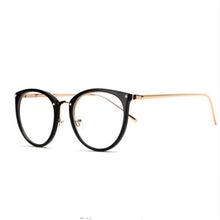 Carica l&#39;immagine nel visualizzatore di Gallery, Retro Metal Frame Eyeglasses Oversized Clear Lens Glasses Men Women Transparent Optical Cat Eye Glasses Frames Spectacle