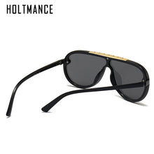 Load image into Gallery viewer, Retro Photochromic Large Frame One Piece Women Sunglasses Oval Band Design Plastic Sunglass Vintage Summer Driving UV400
