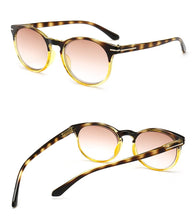 Load image into Gallery viewer, Retro Round Gradient Tea Lens Reading Glasses Women Men Vintage Spring Hinge Presbyopic Eyeglasses Sunglasses +1.0-+4.0