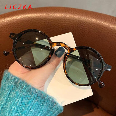 Retro Round Sunglasses Men Brand Designer Vintage Small Sun Glasses Women Fashionable Hip Hop Style Eyewear Green Lens UV400