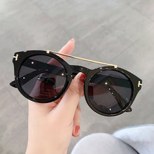 Carica l'immagine nel visualizzatore di Gallery, Retro Round Sunglasses Women Double Beam Design Sun Glasses For Female Vintage Anti Glare Driving Shades Lady UV400 gafas de sol