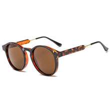 Carica l&#39;immagine nel visualizzatore di Gallery, Retro Round Sunglasses Women Men Brand Design Transparent Female Sun glasses Men Oculos De Sol Feminino Lunette Soleil