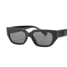 Load image into Gallery viewer, Retro Sexy Ladies  Brand Design Travel Hip-hop Sunglasses Ladies Small Square Sunglasses European Style Sunglasses