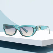Load image into Gallery viewer, Retro Sexy Ladies  Brand Design Travel Hip-hop Sunglasses Ladies Small Square Sunglasses European Style Sunglasses