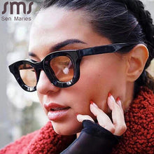 Carica l'immagine nel visualizzatore di Gallery, Retro Small Square Sunglasses For Men Designer Sun Glasses Women Black Frame UV400 Eyewear Elegant  Vintage Sunshade