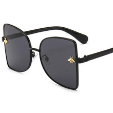 Load image into Gallery viewer, Retro Square Bee Sunglasses Womens Designer Oversized Sun Glasses Mens Shades Metal Sunglasses Luxxry Sunnies