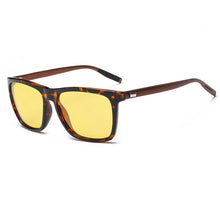 Carica l'immagine nel visualizzatore di Gallery, Retro Square Polarized Night Vision Goggles Driving Polarized Sunglasses Men's Car Driving UV400 Anti-glare Sunglasses Eyewear