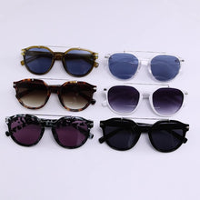 Load image into Gallery viewer, Retro Square Sunglasses Men Vintage Round Sun Glasses Women Double Bridge UV400 Trending Eyewear Gafas De Sol