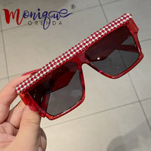 Carica l&#39;immagine nel visualizzatore di Gallery, Occhiali da sole quadrati retrò Occhiali da donna firmati di marca Occhiali da vista oversize con protezione UV Gafas