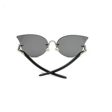 Load image into Gallery viewer, Retro frameless men sunglasses cat eye metal cross - border sunglasses female American hipster ocean sunglasses glasses