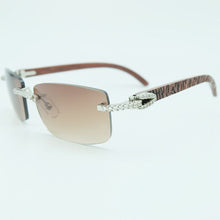 Carica l&#39;immagine nel visualizzatore di Gallery, Rhinestone Square Sunglasses Luxury Wood Buffalo Horn 3mm Diamond Carter Sun Glasses Fashion Mens Rimless Sunglass Shade Eyewear