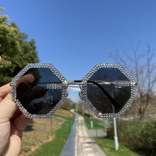 Load image into Gallery viewer, Rimless Crystal Sunglasses women 2023 Colorful Rhinestone Gradient color Sun glasses UV400 gafas de sol mujer