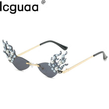 Carica l&#39;immagine nel visualizzatore di Gallery, Cornice per fuoco senza montatura con grazia decorazioni di perle occhiali da sole da donna occhiali da sole punk con montatura tonalità in metallo per occhiali da donna UV400 