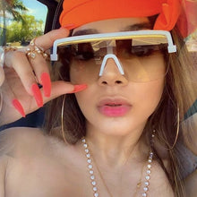 Carica l&#39;immagine nel visualizzatore di Gallery, Rimless Sunglasses Square Women Men Oversize 2023 Retro Brand Design Flat Top Rectangle Eyewear UV400 Big Shades Oculos Female