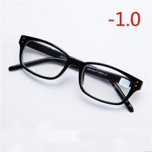 Load image into Gallery viewer, Rivets Square Finished Myopia Glasses Women Men PC Frames Short-sight Eye Glasses Diopter -1.0 -1.5 -2.0 -2.5 -3.0 -3.5 -4.0