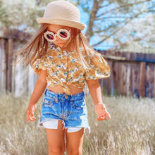 Load image into Gallery viewer, Round Children&#39;s Sun Protection Glasses With Sunflower UV400 2023 Daisy Flower Beach Seaside Travel Baby Girls Kids Sunglasses