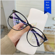 Load image into Gallery viewer, Round Computer Glasses Frame Women Men  Anti Blue Light Transparent Eyewear Blocking Glasses Clear Optical Spectacle Eyeglasses