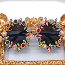 Load image into Gallery viewer, Round Rhinestone Flower Sunglasses Women Brand Designer Handmade Summer  Crystal Ladies Sunglasses Gafas de sol mujer