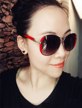 Load image into Gallery viewer, Runbird 2023 Women  Brand Designer Sunglasses Driving Sun Glasses Classic Ladies Oculos de sol Feminino With Box Case R071