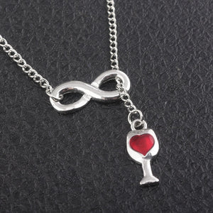 Collane con bottiglia di vino a cuore rosso del più nuovo amante della moda Lega di argento di alta qualità Bicchiere da vino Ragazza Lady Miglior regalo Choker Bijoux 